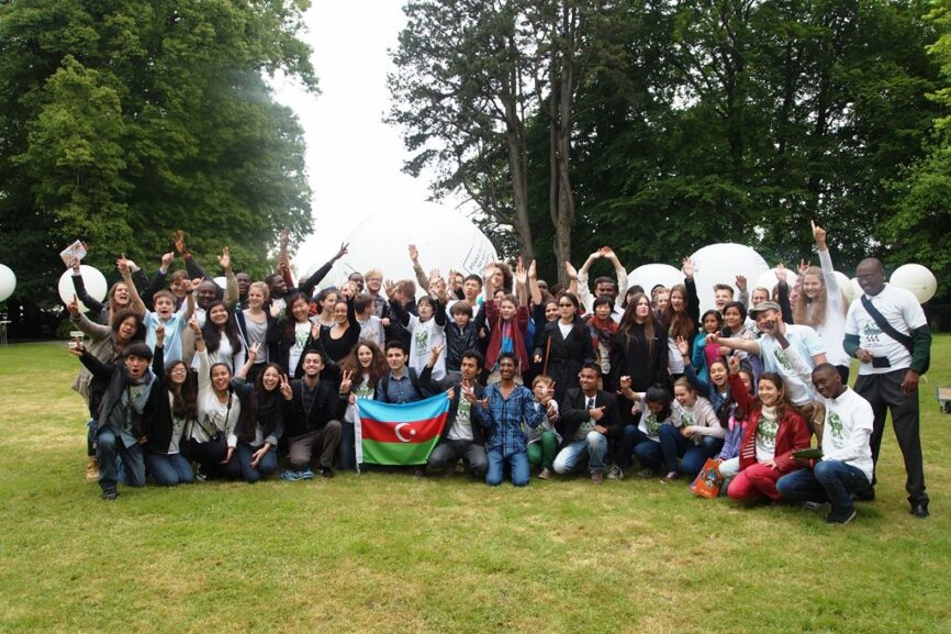 Bild Ist die Welt noch zu retten? Experten aus Justiz, Politik, Wissenschaft und Gesellschaft ermutigen junge Menschen beim „Youth Summit 2015“