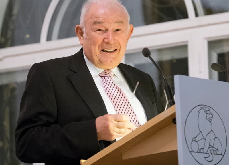 Bild Politiker fordern neues Verhältnis zu Russland