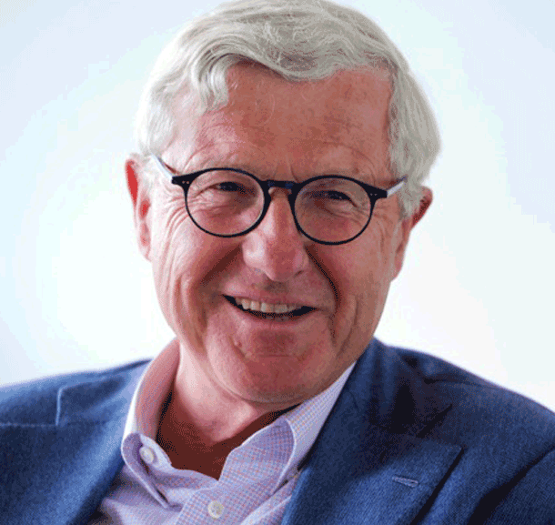 Bild Verleger Dirk Ippen hält Kanzelrede