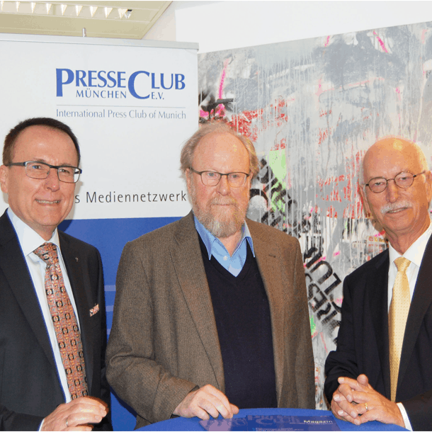 Bild Wolfgang Thierse als Leiter des Politischen Clubs vorgestellt