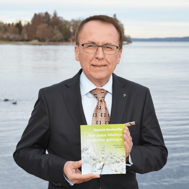 Bild Akademiedirektor interpretiert bekannten Bonhoeffer-Text