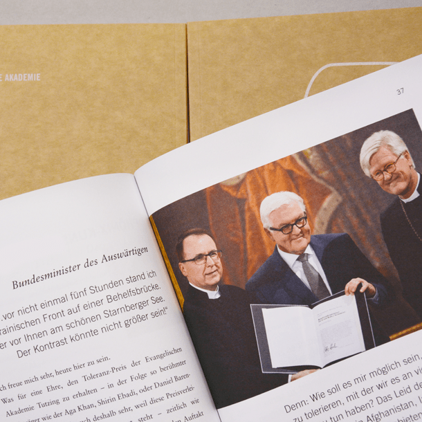 Bild „Tutzinger Thesen“: Bookazine dokumentiert Tagungsgeschehen