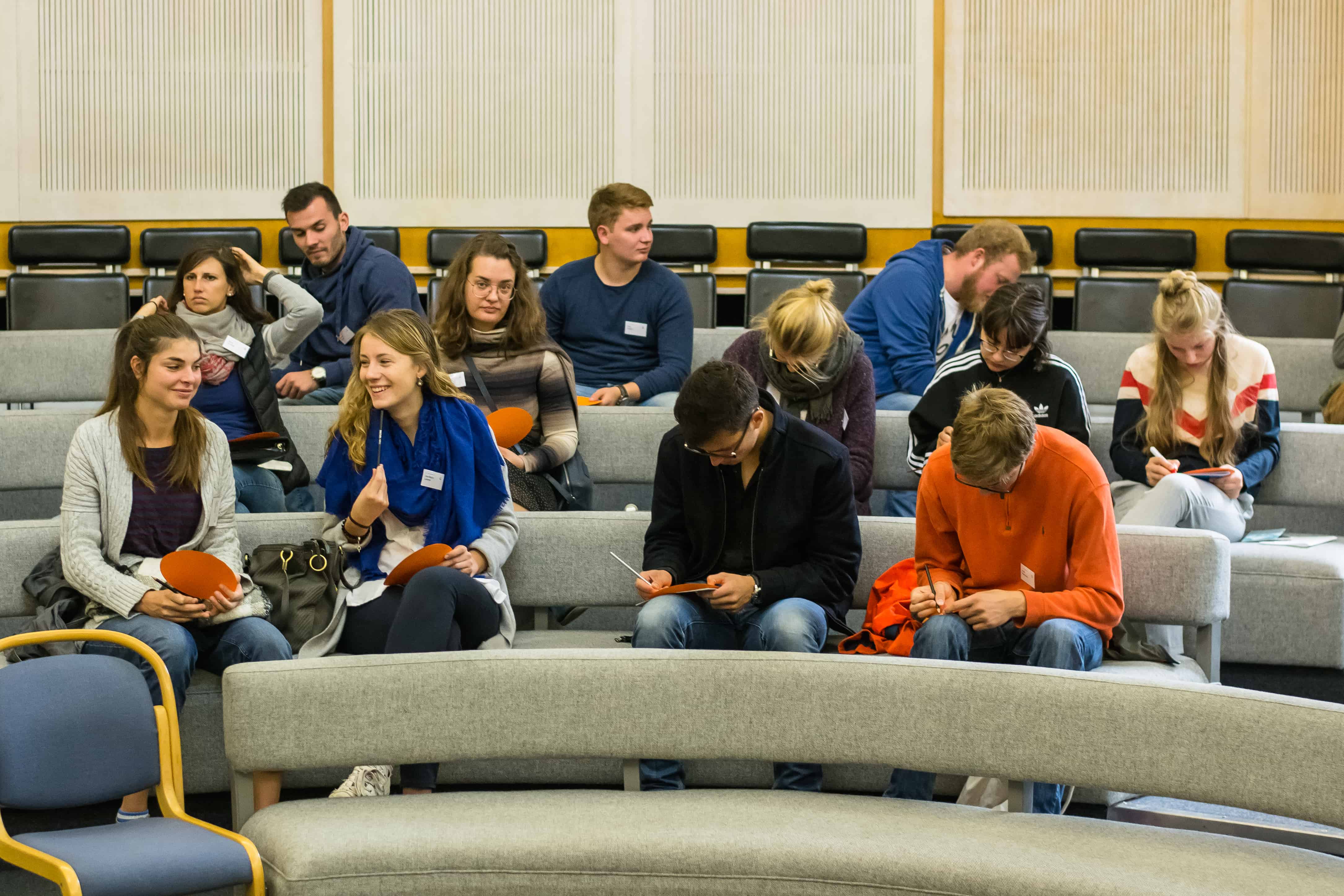 Bild Keine Spur von Politikverdrossenheit der Jugend!