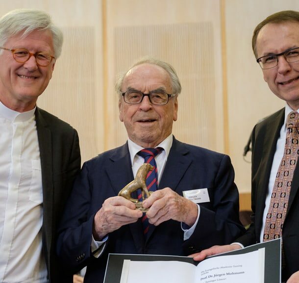 Bild Jürgen Moltmann mit „Tutzinger Löwen“ ausgezeichnet