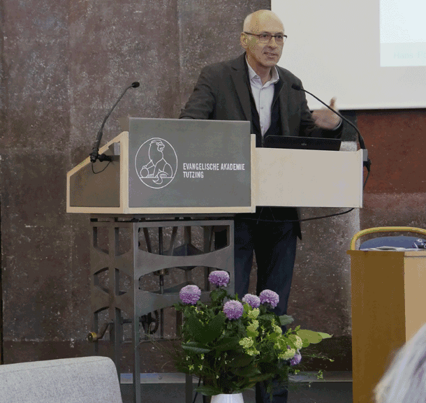 Bild Studien- und Berufswahl: Viele Chancen werden geboten, hohe Belastbarkeit ist gefragt