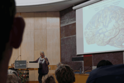 Bild Warnung vor „digitaler Zwangsjacke“