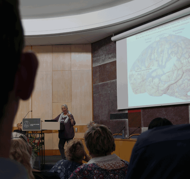 Bild Warnung vor „digitaler Zwangsjacke“