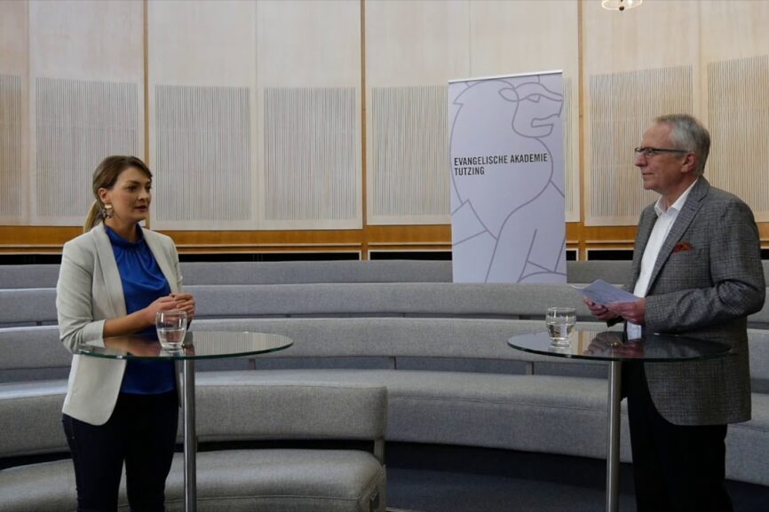 Judith Gerlach im RotundeTalk – „Viele sehen jetzt die Digitalisierung als Helfer“