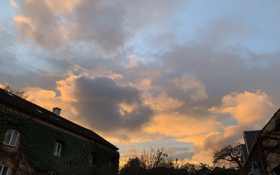 Januarhimmel über Schloss Tutzing
