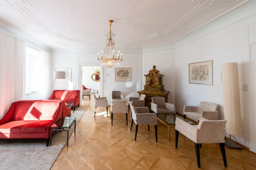 Roter Salon Schloss Tutzing