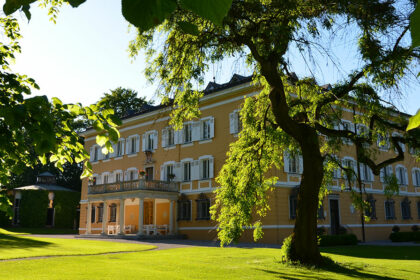 Schloss Tutzing in der Abendsonne