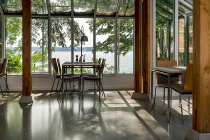 Blick auf den See vom Restaurant