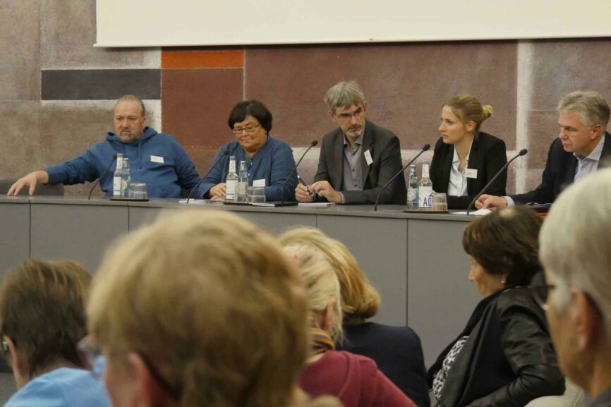 Podium Tagung Demokratie und Rechtsstaat