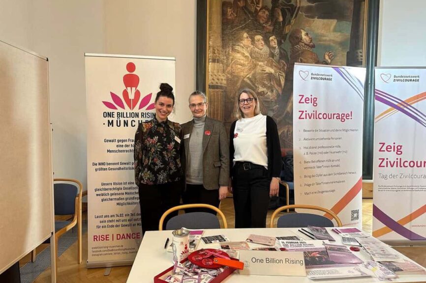 Romy Stangl, Alexandra Kugge und Dr. Nadja Bürgle