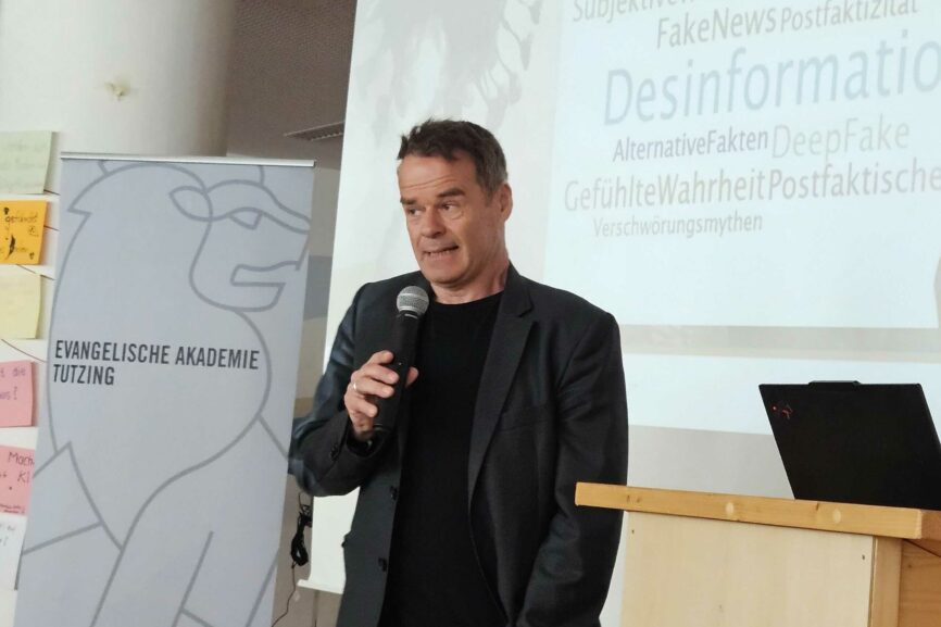 Ralf Hohlfeld beim Studientag in Straubing