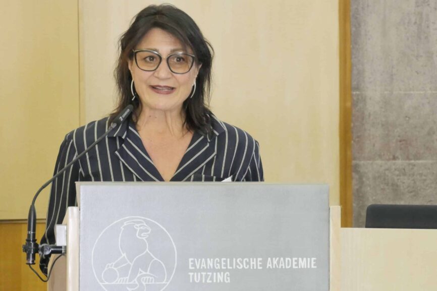 Veronica Kaup-Hasler